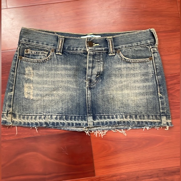 Hollister pocket Denim Jean Distressed Mini Skirt - Picture 1 of 12